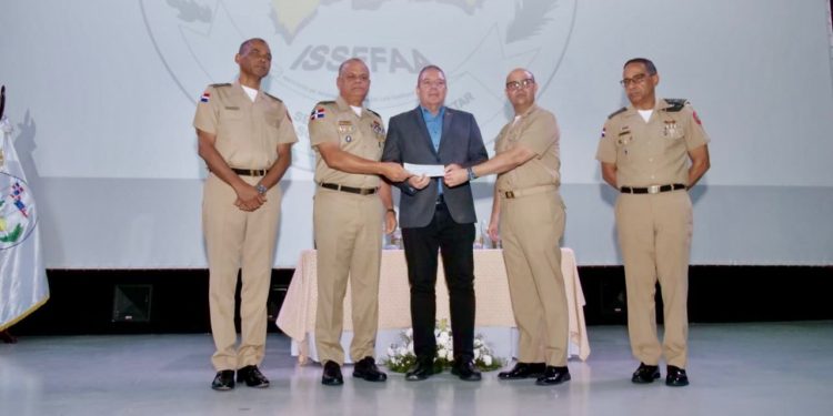 Otros 300 militares en retiro recibirán RD$240.8 millones en Sueldo por Año; MIDE culminará pagos este 23 de diciembre