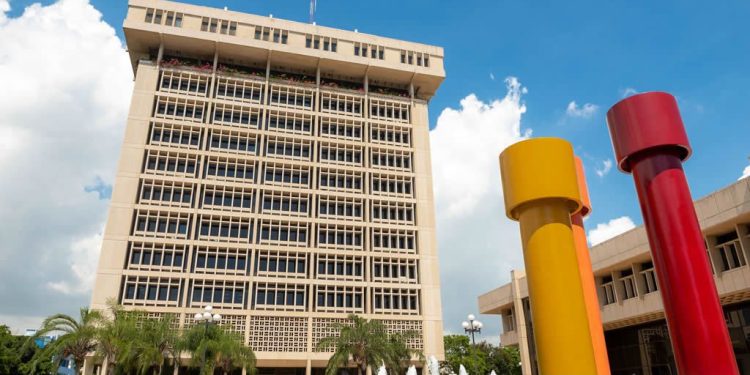 BCRD resalta desempeño y fortaleza del sistema financiero dominicano durante este 2025