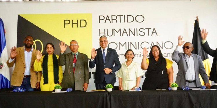 Juramentan a Ramón Emilio Goris como presidente del PHD para el período 2025-2029