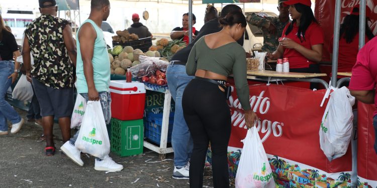 Inespre concluye Grandes Ferias Agropecuarias que beneficiaron a miles de dominicanos con productos a bajos precios para las cenas de Nochebuena y fin de año