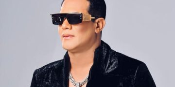 Raulín Rodríguez listo para presentar su “Christmas Concert 2025” este sábado 06 de Dic. en Hard Rock Café Blue Mall Santo Domingo