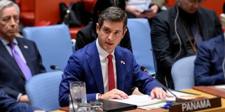 Panamá ofrece recibir miembros de Gobierno de Maduro para facilitar transición en Venezuela