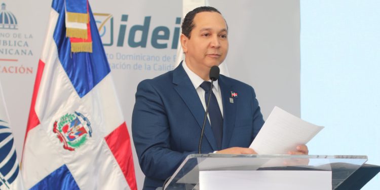 IDEICE inaugura el XVI Congreso Internacional 2025 con 242 expositores y 140 estudios sobre calidad educativa