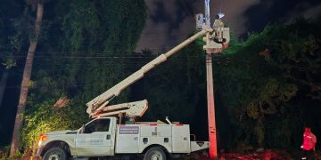 EDENORTE despliega operativo de iluminación navideña en el Cibao: más de 40 municipios y distritos intervenidos simultáneamente