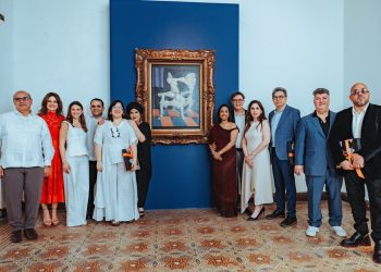 Delegación del Tate Modern de Londres conoce la obra de Iván Tovar en recepción encabezada por Héctor José Rizek y Bethania Guerrero de Rizek
