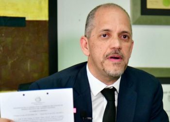 Jurista Dionisio Ortiz Acosta afirma que proceso disciplinario contra abogados de María Amelia Hazoury obedece a faltas éticas graves y no a “persecución”