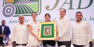 Raquel Peña encabeza reconocimiento “Agroempresa del Año 2025” otorgado a CAEI