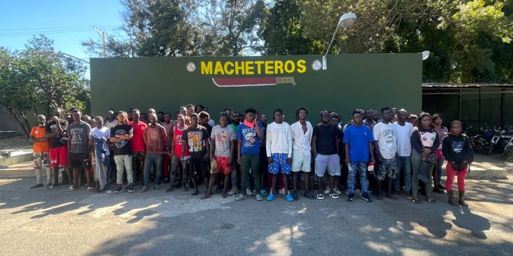 Ejército detiene a más de 11 mil indocumentados y envía ante el Ministerio Público a 69 ciudadanos vinculados al tráfico de ilícitos durante el mes de noviembre