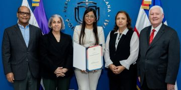 Entregan premios nacionales XIX versión Concurso de Ensayos sobre Ética Judicial