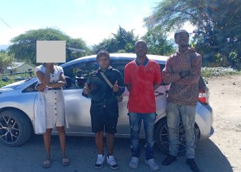 Ciudadana canadiense detenida por transportar a dos haitianos en condición migratoria irregular en Elías Piña