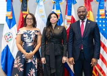 Procuradora General reconoce el esfuerzo y los aportes de la sociedad civil en la lucha contra la corrupción administrativa