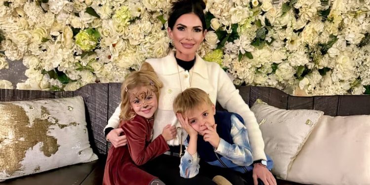 Madre y sus gemelos de 6 años fueron asesinados tras audiencia final de divorcio