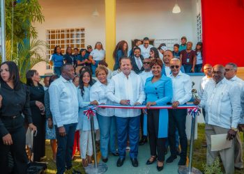 Ministro Paliza inaugura Centro de Atención Integral para la Primera Infancia en Boca Chica