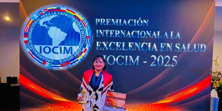 Doctora dominicana Alillenska Ceballo recibe premio internacional de la OICIM por su destacada labor
