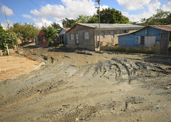 Comunitarios de Los Solares agradecen a la Alcaldía de Santiago el asfaltado de sus calles tras más de 12 años de espera