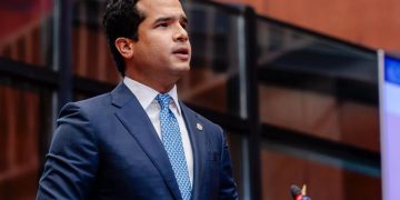 Omar Fernández cuestiona Presupuesto 2026 por baja inversión pública