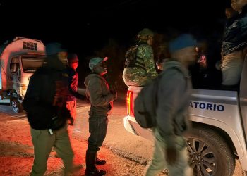 Detienen 827 extranjeros con estatus migratorio irregular; deportan 559