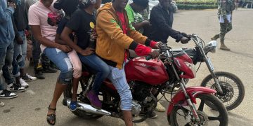 Ejército presenta ante el Ministerio Público a segundo teniente acusado de permitir el acceso de 33 indocumentados por Dajabón