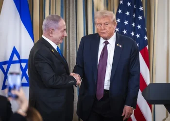 Netanyahu se reúne con Trump en EE.UU. para hablar del futuro de la tregua en Gaza