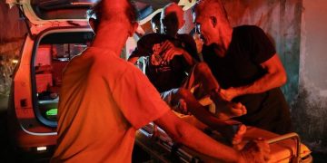 Al menos 16 muertos tras incendio en residencia de ancianos en Indonesia