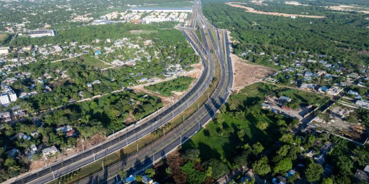 La avenida Ecológica, una vía fundamental para el desarrollo del Gran Santo Domingo