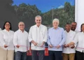 Abinader resalta impacto turístico y agrícola tras inaugurar carretera El Cercado–Juan Santiago–Hondo Valle