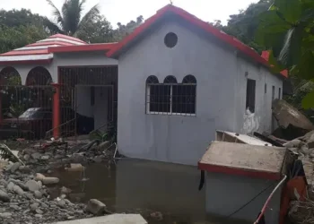 Explota matriz del acueducto Cibao Central en el municipio Sabana Iglesia