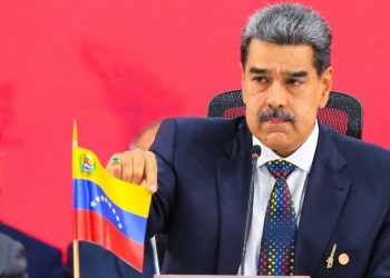 Maduro ordena escoltar petroleros y eleva la tensión naval con Estados Unidos