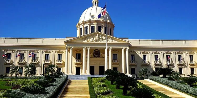 Gobierno reitera operatividad reforzada en Navidad