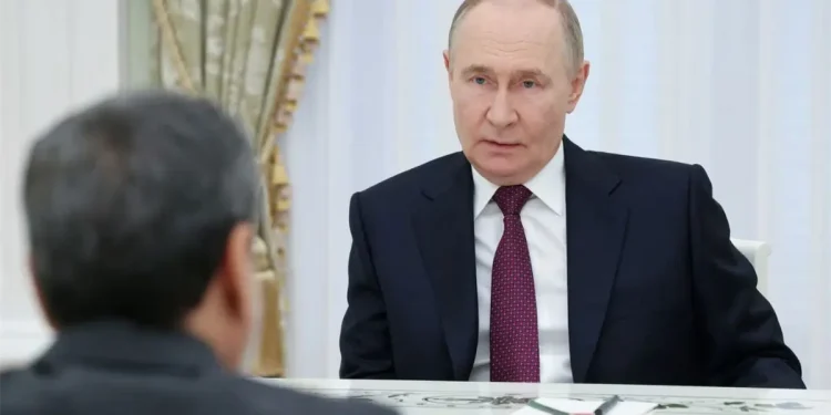 Presidente de Irán condena ataque contra residencia de Putin