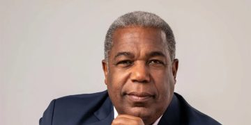 Director del Gabinete de Política Social defiende la memoria de Peña Gómez ante declaraciones mediáticas