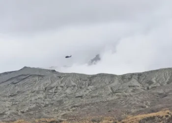 Desaparece un helicóptero con tres personas a bordo en Japón