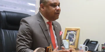 Diputado Ramón Raposo pide intervención urgente de SDN por deterioro urbano y acumulación de basura