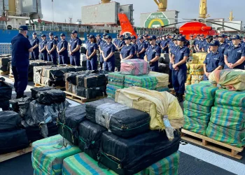 EE. UU. incauta más de una tonelada de cocaína en operativo en el Caribe