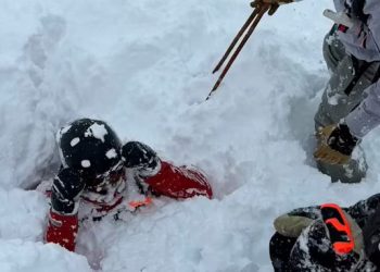 Un muerto y dos heridos por una avalancha en Valais (Suiza) mientras practicaban esquí