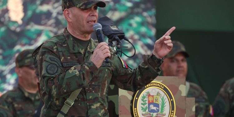 Ministro Defensa de Venezuela denuncia asesinato a Sangre fría de escolta de Maduro