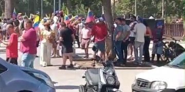 Reacciones en Chile tras la caída del régimen de Nicolás Maduro