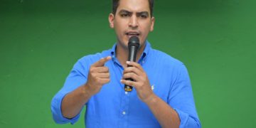 Exalcalde de Villa Tapia rechaza proyecto que elimina sanciones penales a funcionarios por incumplimiento presupuestario