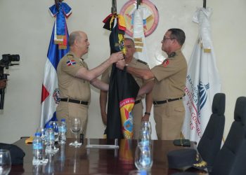 Ministerio de Defensa realiza traspaso de mando en el CECCOM: general de brigada Orlando Jérez Espaillat asume la Dirección General