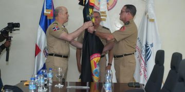 Ministerio de Defensa realiza traspaso de mando en el CECCOM: general de brigada Orlando Jérez Espaillat asume la Dirección General