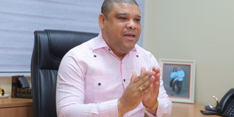 Convocan emprendedores de Santo Domingo Norte a participar en taller de Inteligencia Artificial 