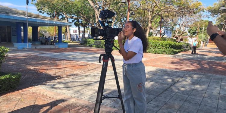 ”Basta, por favor”: adolescente con autismo critica se violenten derechos pese a existir una ley