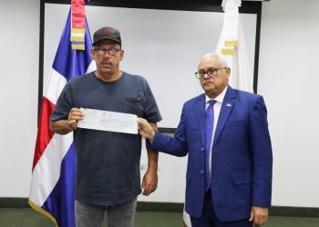 Tesorería Nacional paga más de 104 millones de pesos a pequeños productores agropecuarios por deudas de varios años que debía Inespre  