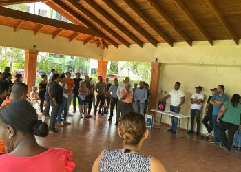 CAASD va a la comunidad y adelanta inicio trabajos rehabilitación tanque Juan Rafael