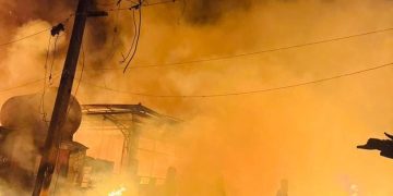 Incendio reduce a cenizas el mercado de Cabo Haitiano