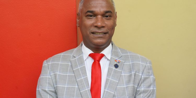 Decano Gerardo Roa afirma: “Con la muerte de Ramón Alburquerque el país pierde uno de sus mejores activos”