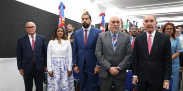 Gobierno invierte en el futuro: cerca de 2, 000 becas internacionales que priorizan formación en áreas STEM 