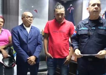 Policía Nacional informa entrega de hombre señalado en homicidio de una mujer en Gualey, DN