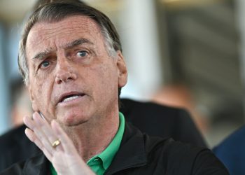 Jair Bolsonaro fue trasladado a una cárcel de Brasilia con cocina, televisión, cama matrimonial y un área externa privada