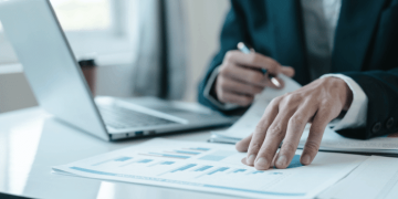 República Dominicana destaca en América Latina por avances institucionales y bajos niveles de riesgo político